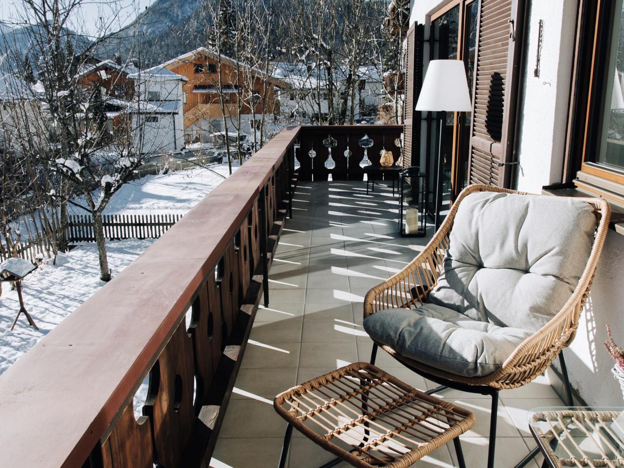 Die Karwendelsuite - 5 Sterne Fewo Mit Bestem Bergblick, Zentrumsnah & Ruhig Gelegen, Familienfreundlich Mittenwald Exterior foto
